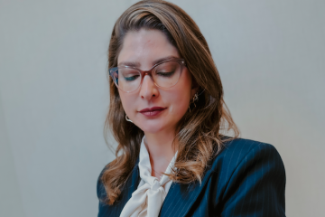 Dra. Denise Torejane é Referência em Cirurgias de Mama com Foco em Bem-Estar, Harmonia e Resultado Natural