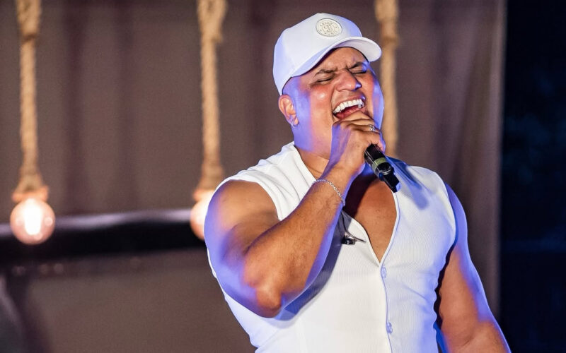 Ceian Muniz leva seu brega e romantismo ao Piauí em nova maratona de shows